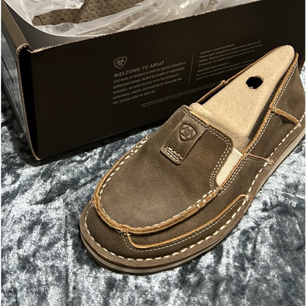 Ariat Cruisers